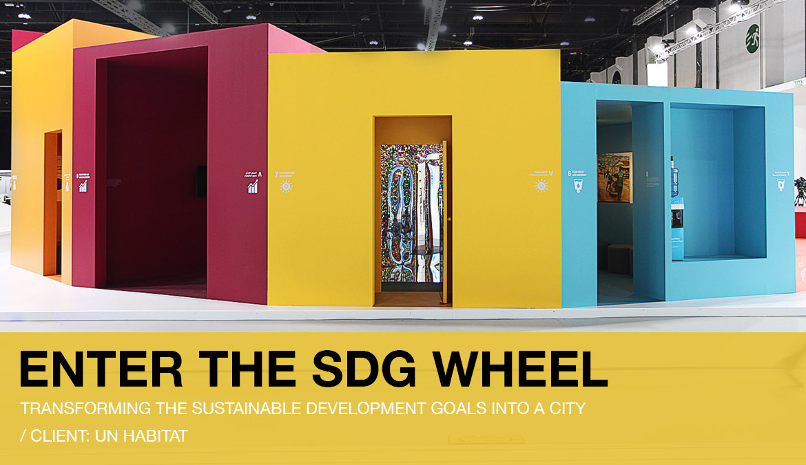Take a walk around the very large SGD circle. It measures 20 meter in diameter and the tallest house – SDG 11 – is 5,5 meter.